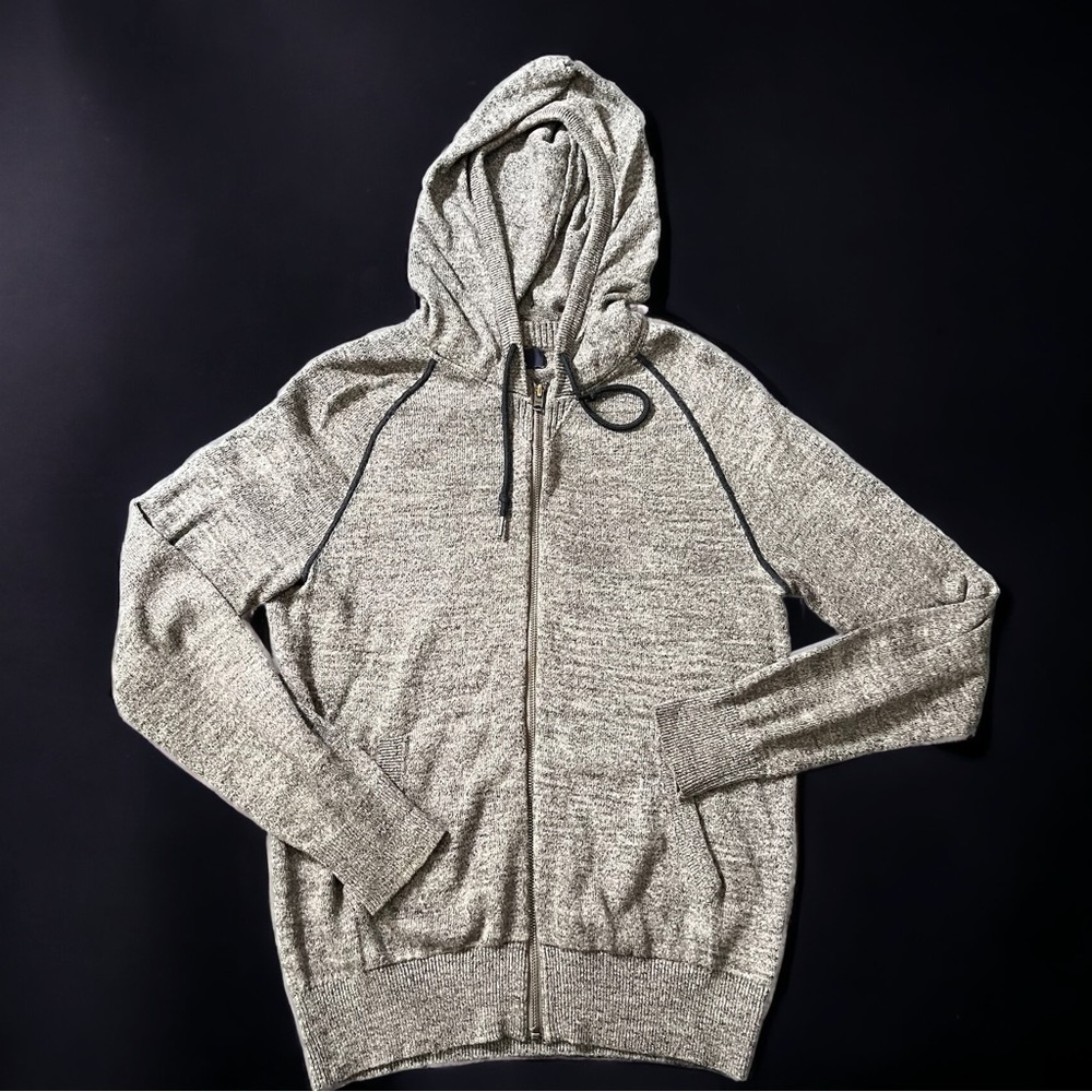 GAP men’s grey hoodie // Size Small